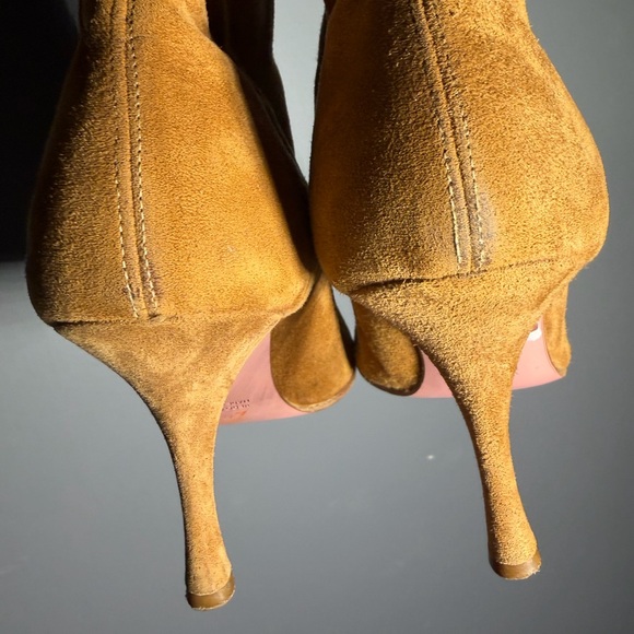 Escada Camel Suede Knee High Heeled Boots Size EU 39 - Picture 3 of 9